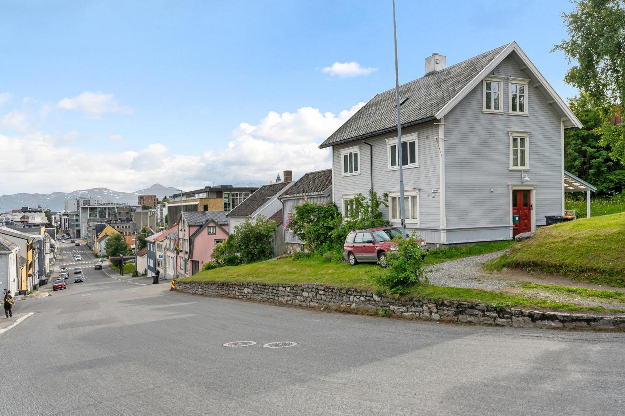 Arctic Homes - Historical Tromso House With View Kültér fotó